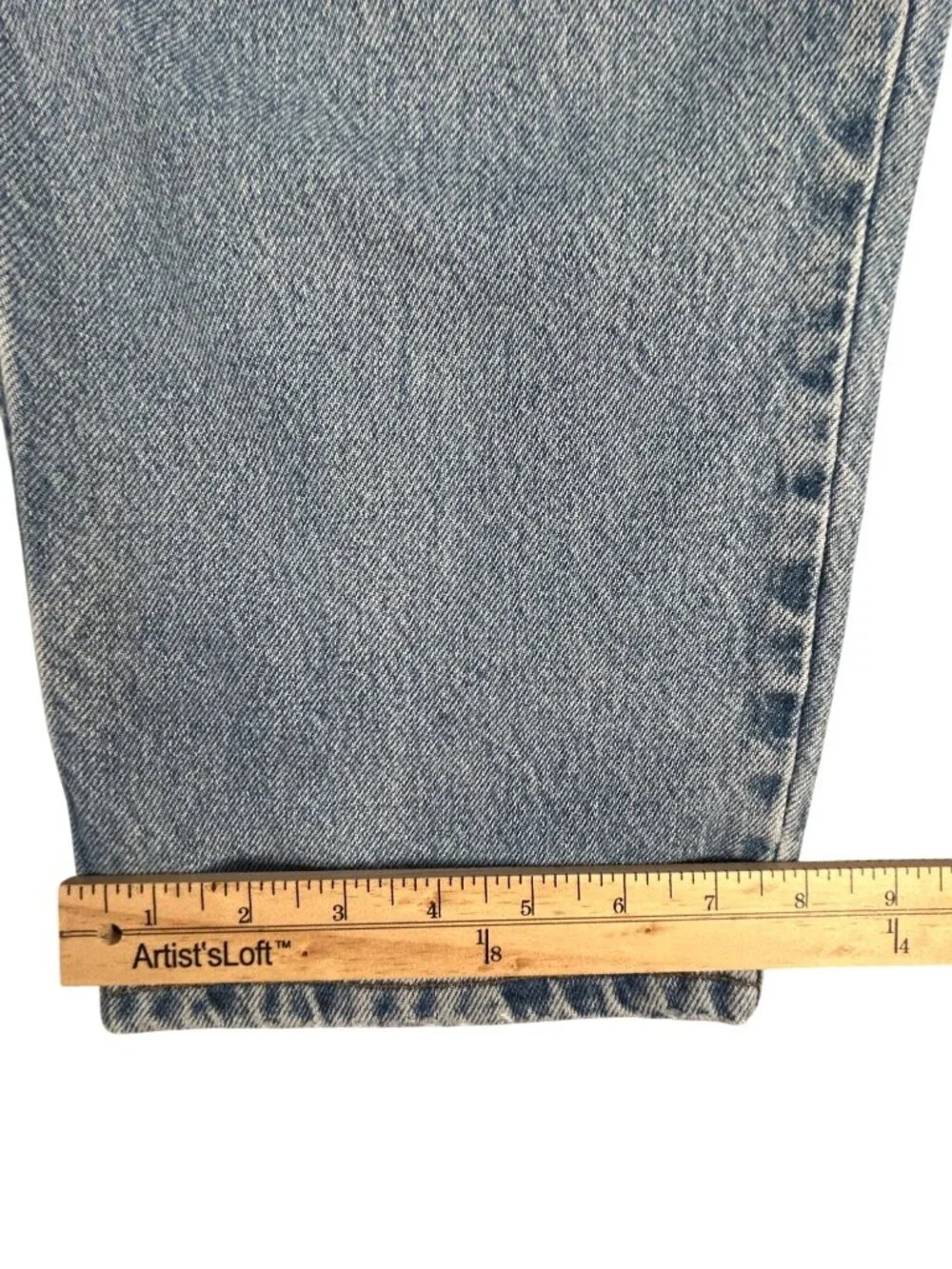 Vintage Y2K Light Wash Levi's Straight Leg Relaxed 36x30 90s Distressed Casual